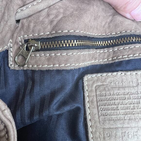 Coach Vintage Sonoma Nubuc Backpack 4938 Sand Khaki Tan Made in Italy 1996 - Picture 8 of 10